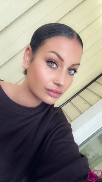 Söker en godtrogen moneyslave🌸 –