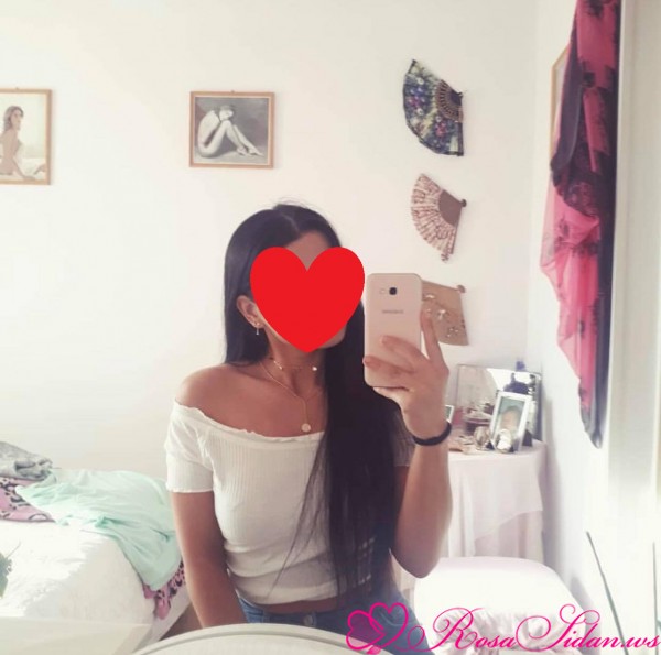 Pics, vids, chat and more with me :) –