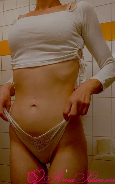 Kåtare och våtare tjej finns inte inatt –